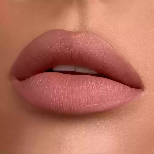 Are there any drawbacks to using long-lasting lipsticks