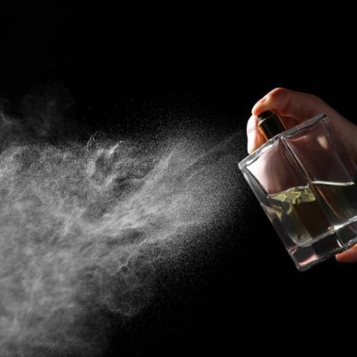 How do different cologne types (EDT vs EDP) affect longevity and strength