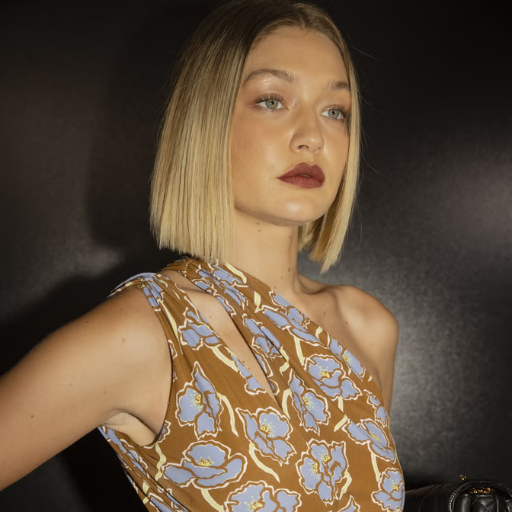 How to Style a Blunt Bob