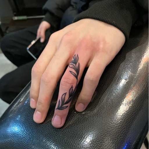 What are the most popular hand tattoo designs for men