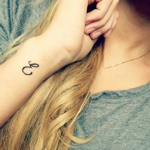 What are some unique letter E tattoo placement ideas_