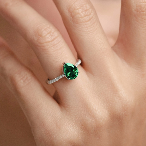 Uses of Emerald in Spiritual Practices