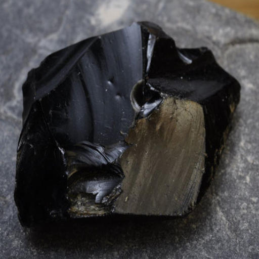 Symbolic Meanings of Onyx Across Cultures