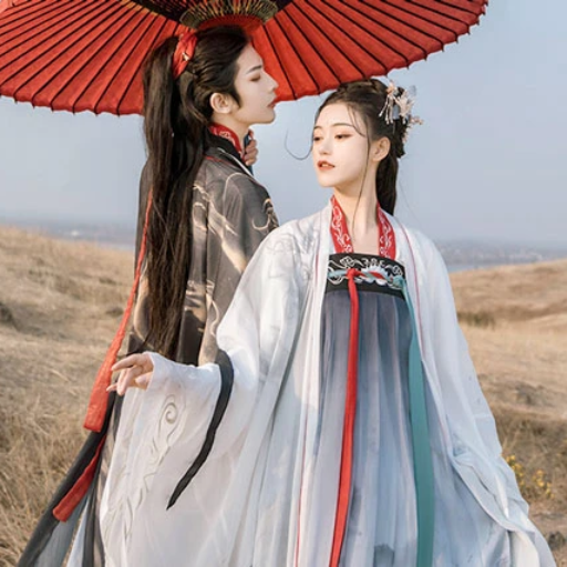 Historical Origins of Traditional Chinese Clothing